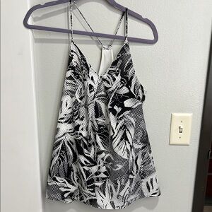 Caribbean Joe Black and White tank